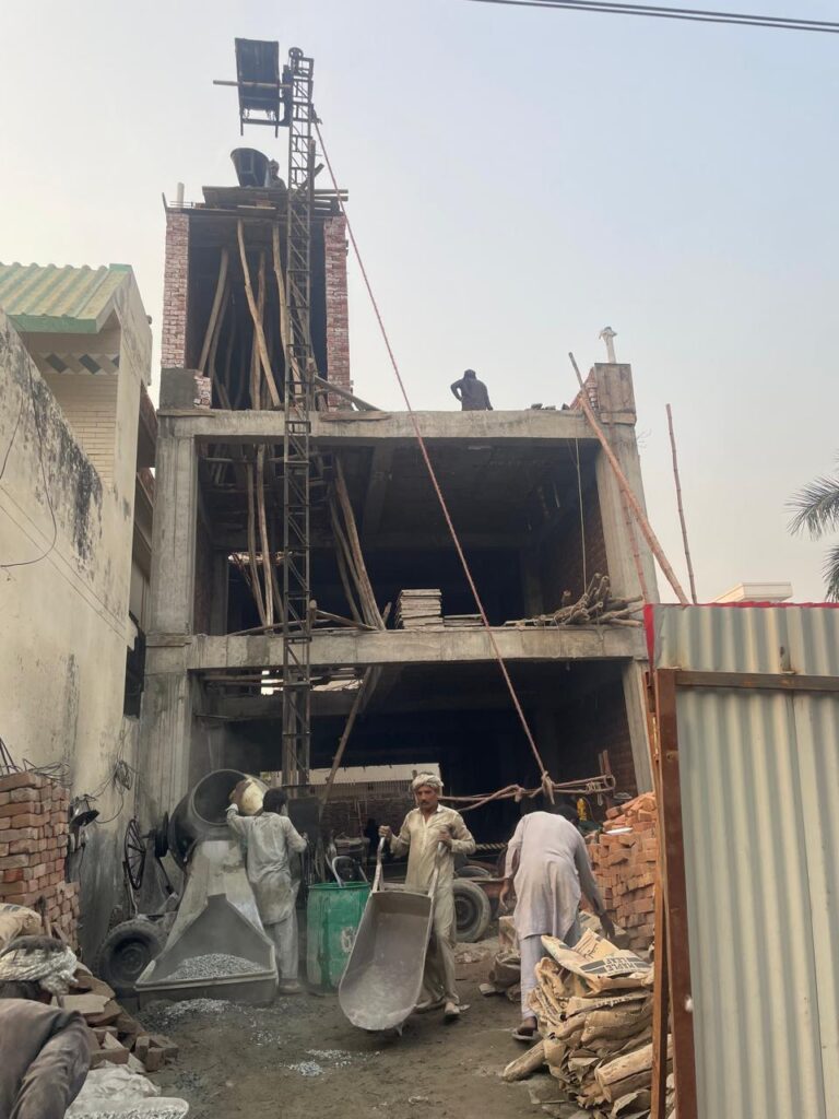 Commercial Building — Modern Design